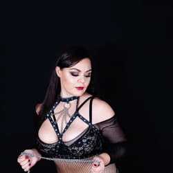 Irish Mistress Scarlett